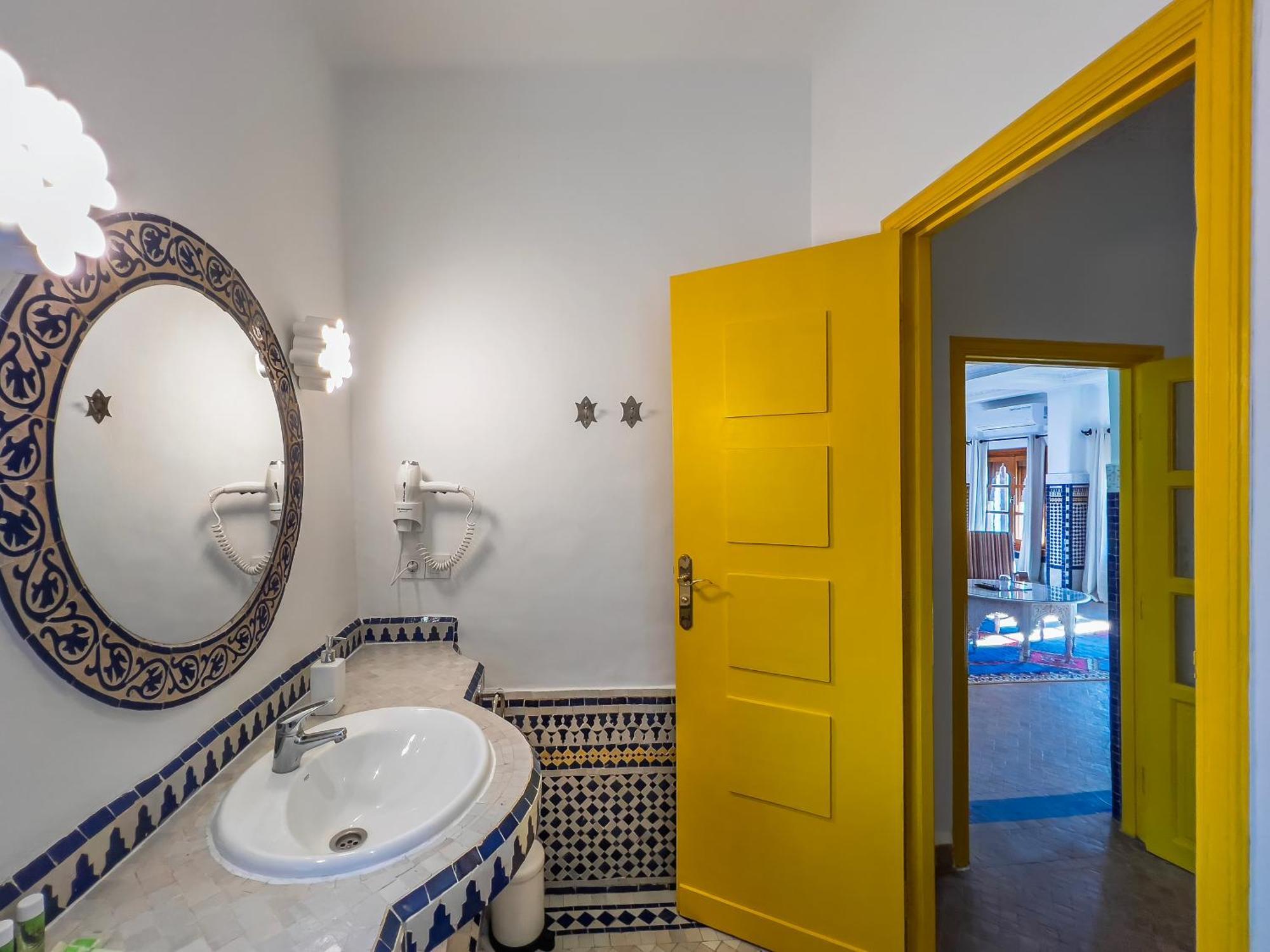 Riad Tanja By Chef Moha แทนเจียร์ ภายนอก รูปภาพ