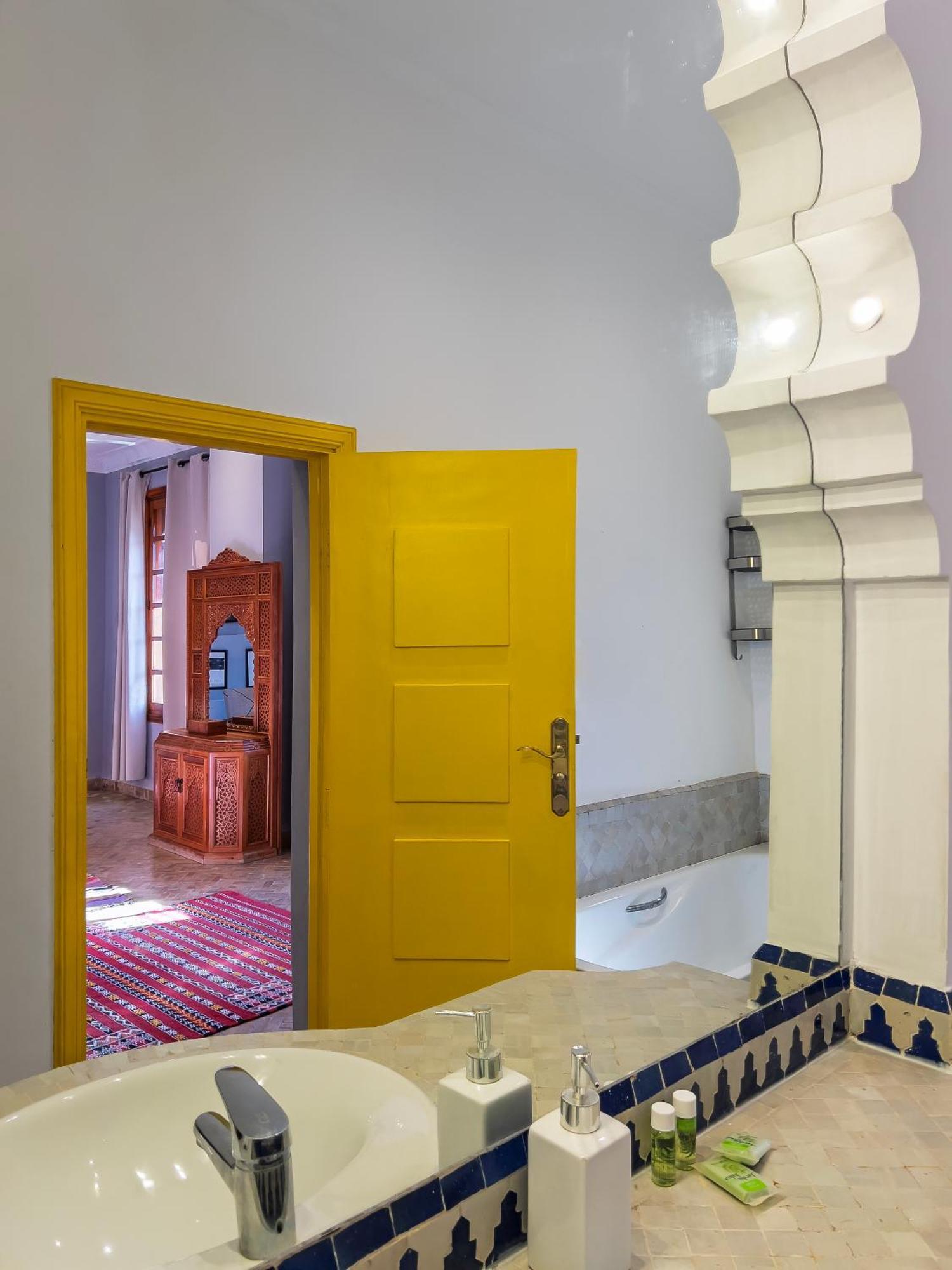Riad Tanja By Chef Moha แทนเจียร์ ภายนอก รูปภาพ